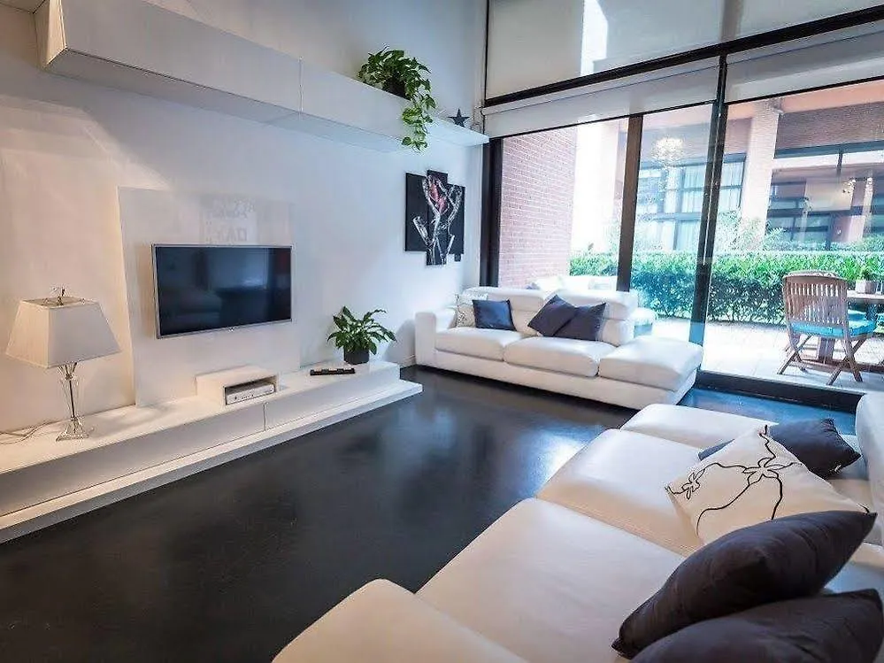 Luxury Loft Milano - Central Station Apartment